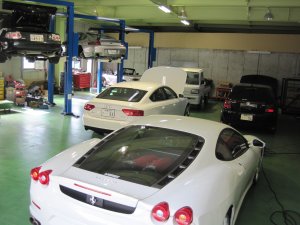 Maruha Motors Co.,Ltd. started as a small auto repair shop in 1955. Since then we have been repairing and maintaining all sorts of vehicles.